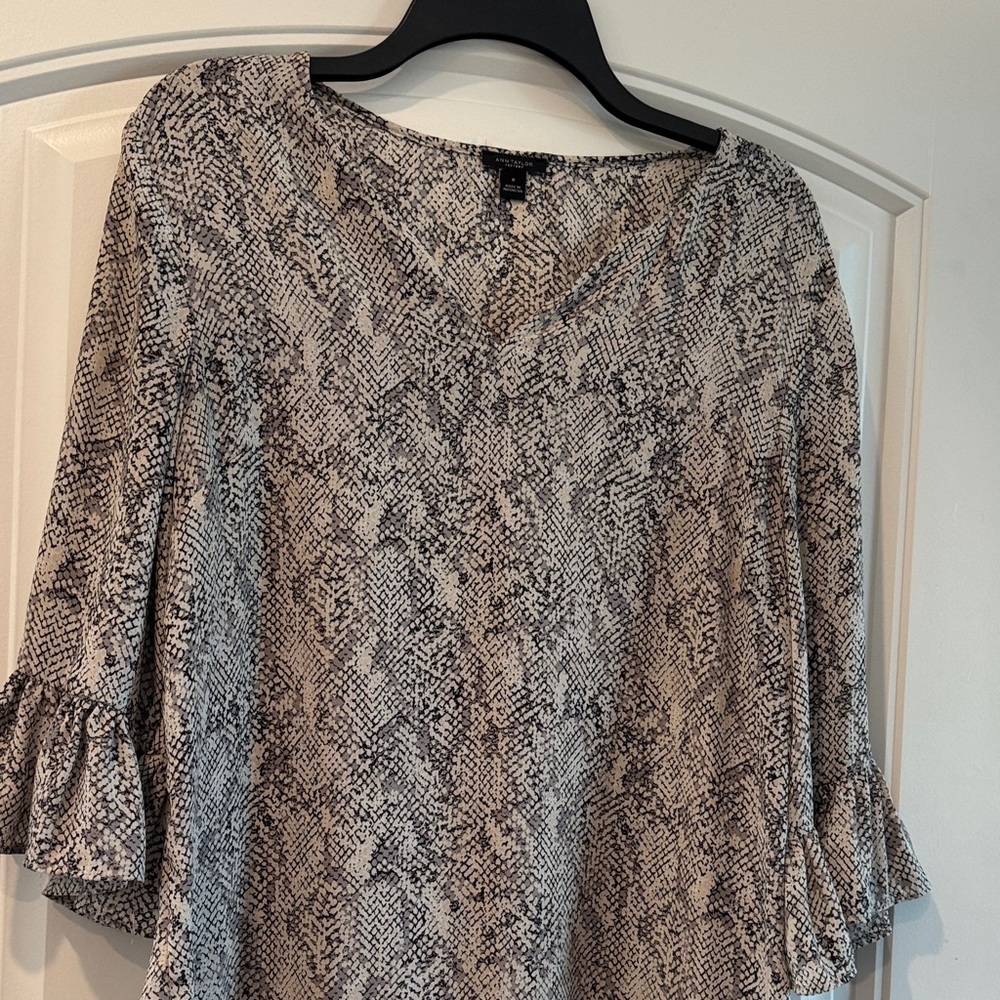 Ann Taylor Factory Black and White Patterned Blouse